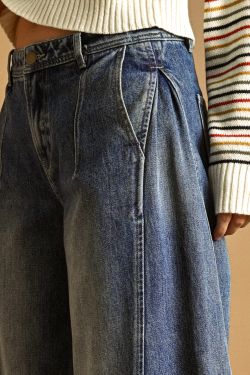 P6923